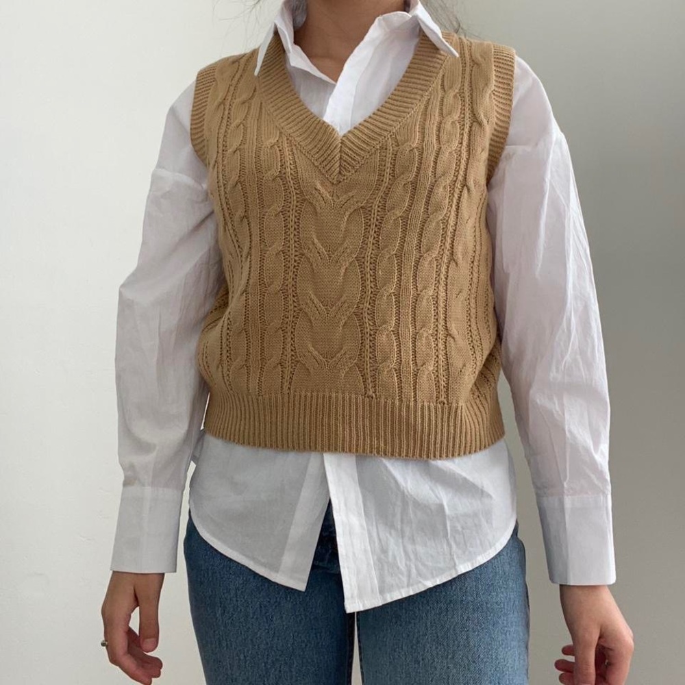 SHEIN Khaki Cable Knit Vest